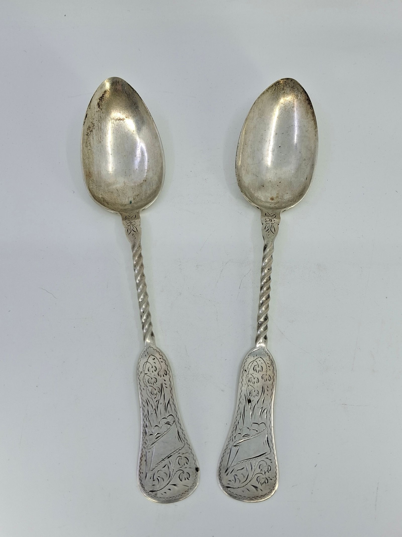 2) 1901 COIN SILVER SERVING SPOONS, TWISTED/BRIGHT CUT, 8-3/4", 83 G, JACOBSEN (1 of 6)