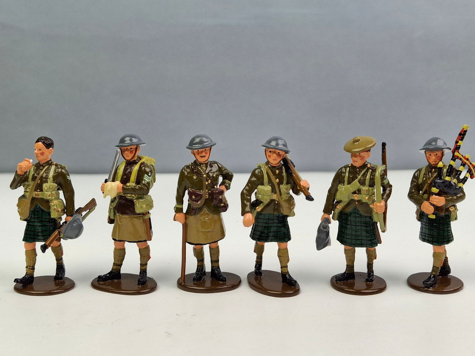 W. BRITAIN PREMIER WORLD WAR I TOY SOLDIERS IN BOX (1 of 5)