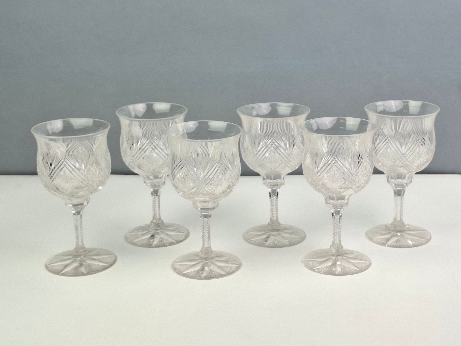 DORFLINGER AMERICAN BRILLIANT CUT GLASS GOBLET GLASSES, 6.125": DESCRIPTION: DORFLINGER AMERICAN BRILLIANT CUT GLASS GOBLET GLASSES, 6.125". CONDITION: Please See Photos For Condition. Condition Is Commensurate With Age And Use. We Aim To Take Additional Photos Of