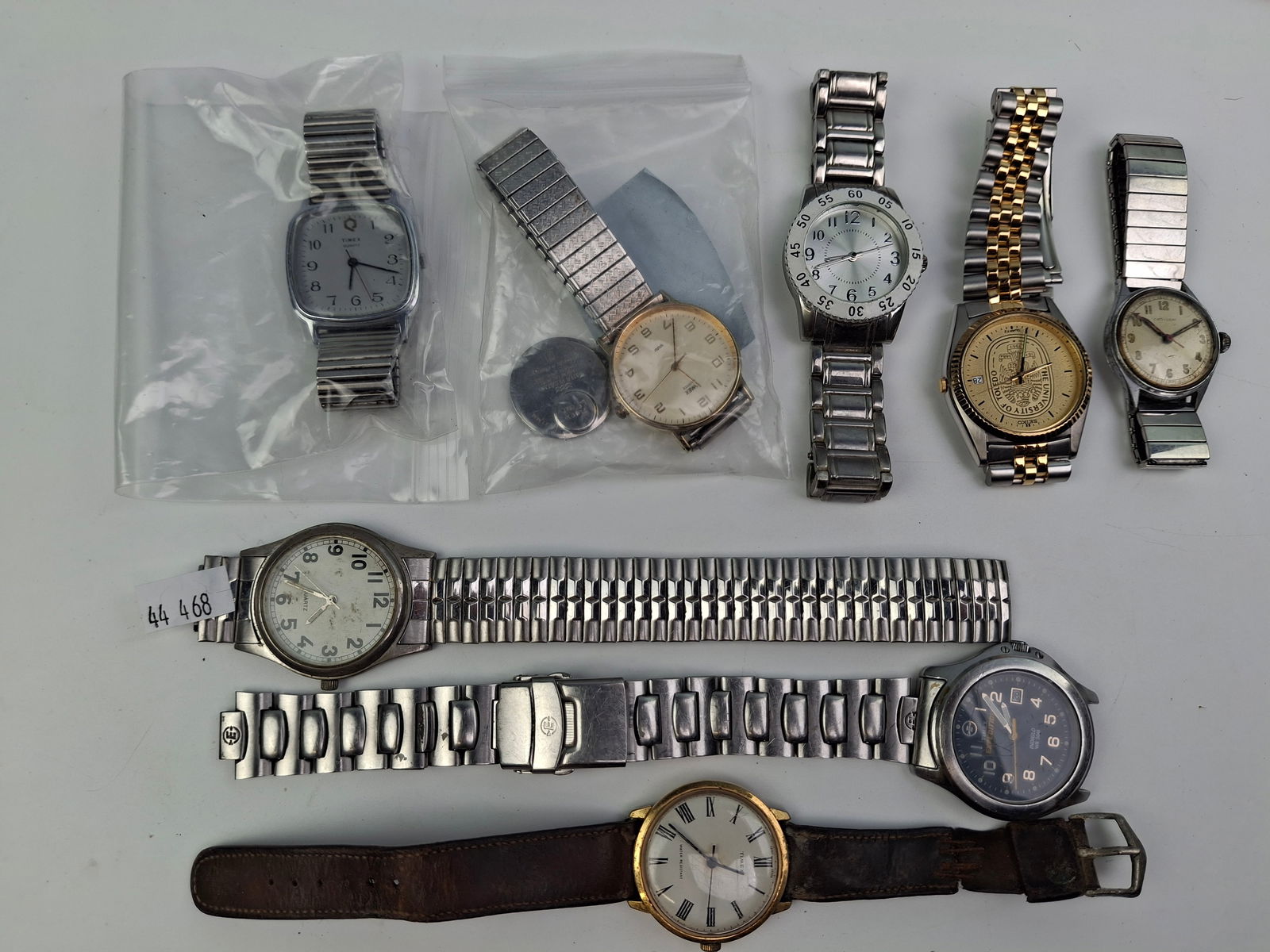LARGE GROUP OF WRIST WATCHES; TIMEX, SEIKO, CROYDON.: DESCRIPTION: LARGE GROUP OF WRIST WATCHES; TIMEX, SEIKO, CROYDON.. CONDITION: Please See Photos For Condition. Condition Is Commensurate With Age And Use. We Aim To Take Additional Photos Of Any Notic
