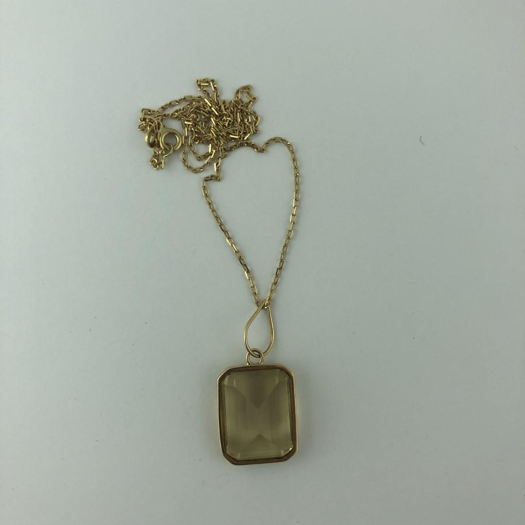 18 K gold chain and pendant set (1 of 1)
