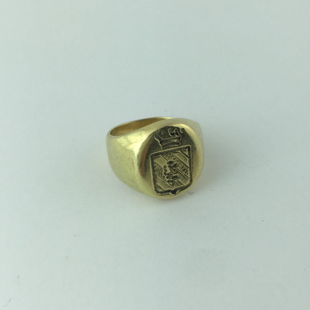 18 K gold ring (1 of 1)