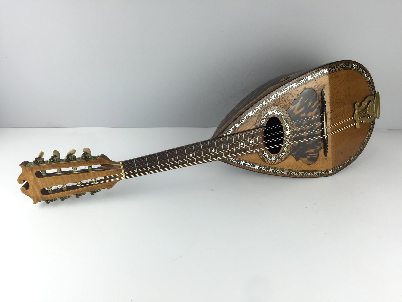 19th century Italian mandolin (1 of 1)