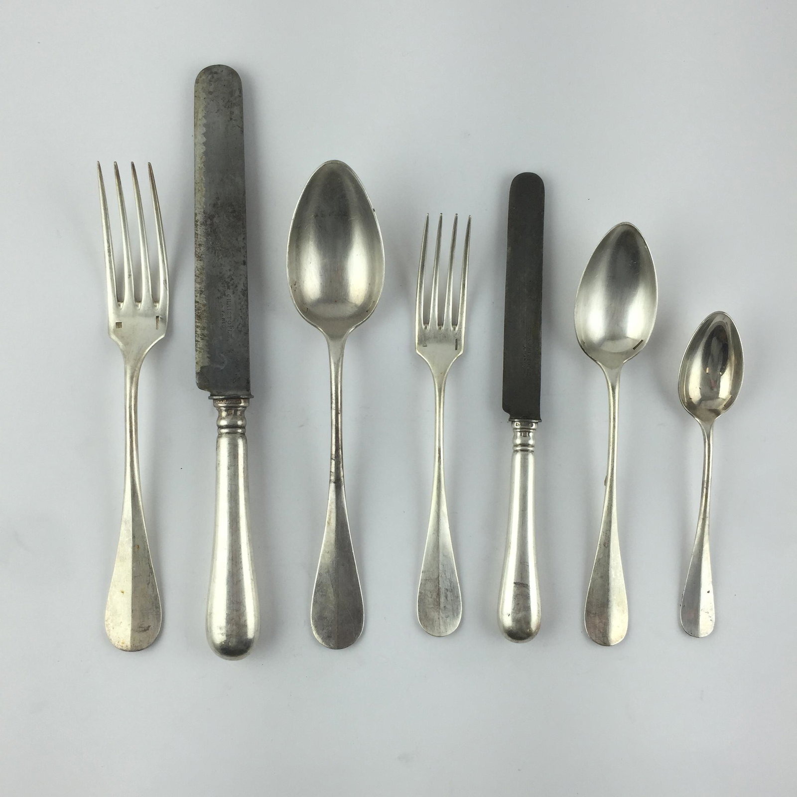 Christofle cutlery set (1 of 2)