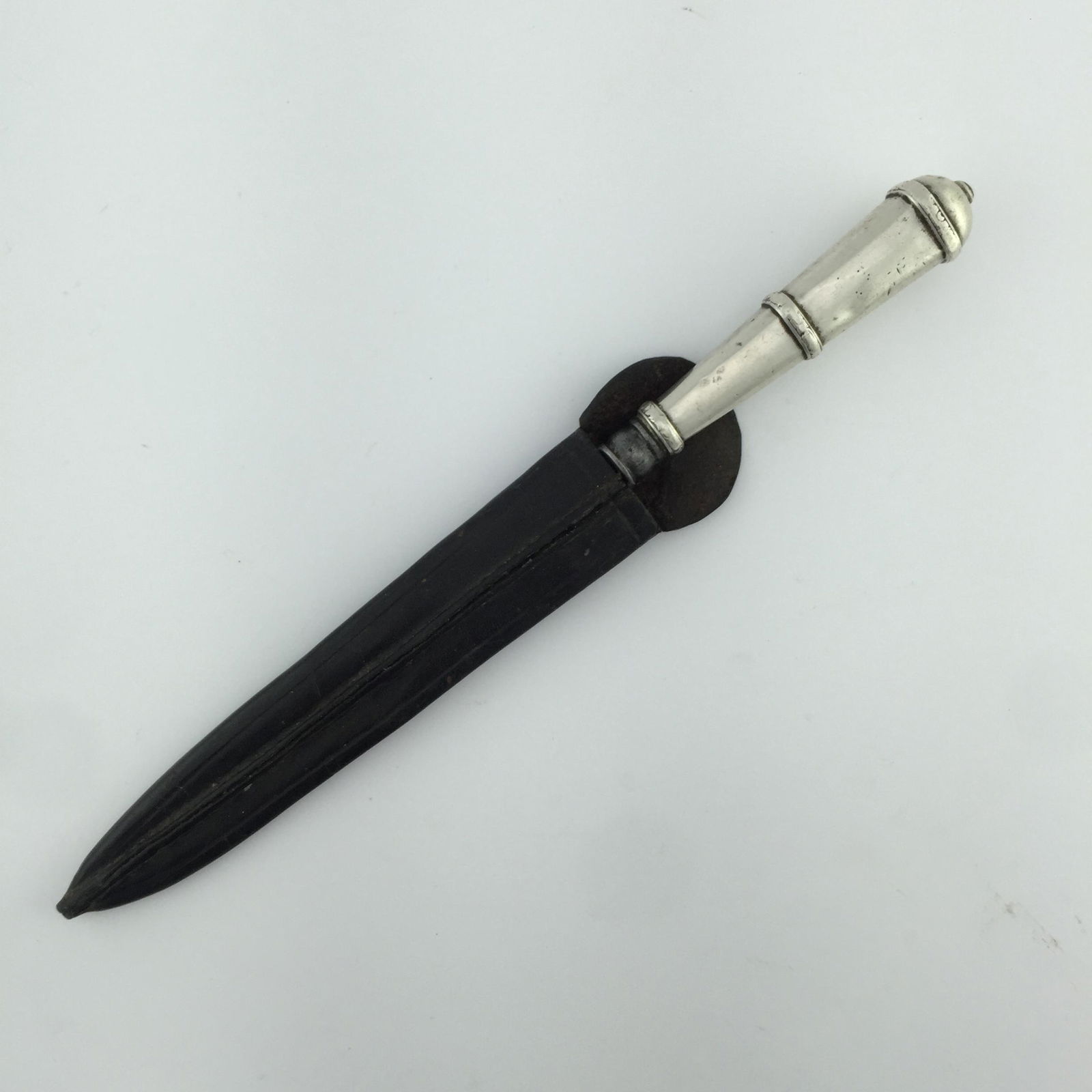 Gaucho knife (1 of 3)