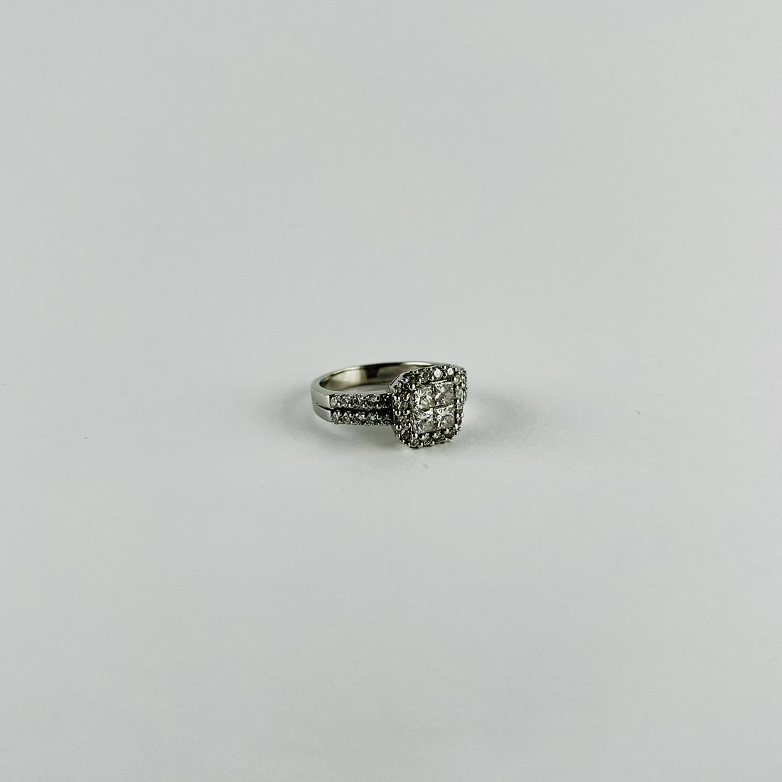 18 K gold ring with diamonds and brilliants (1 of 1)