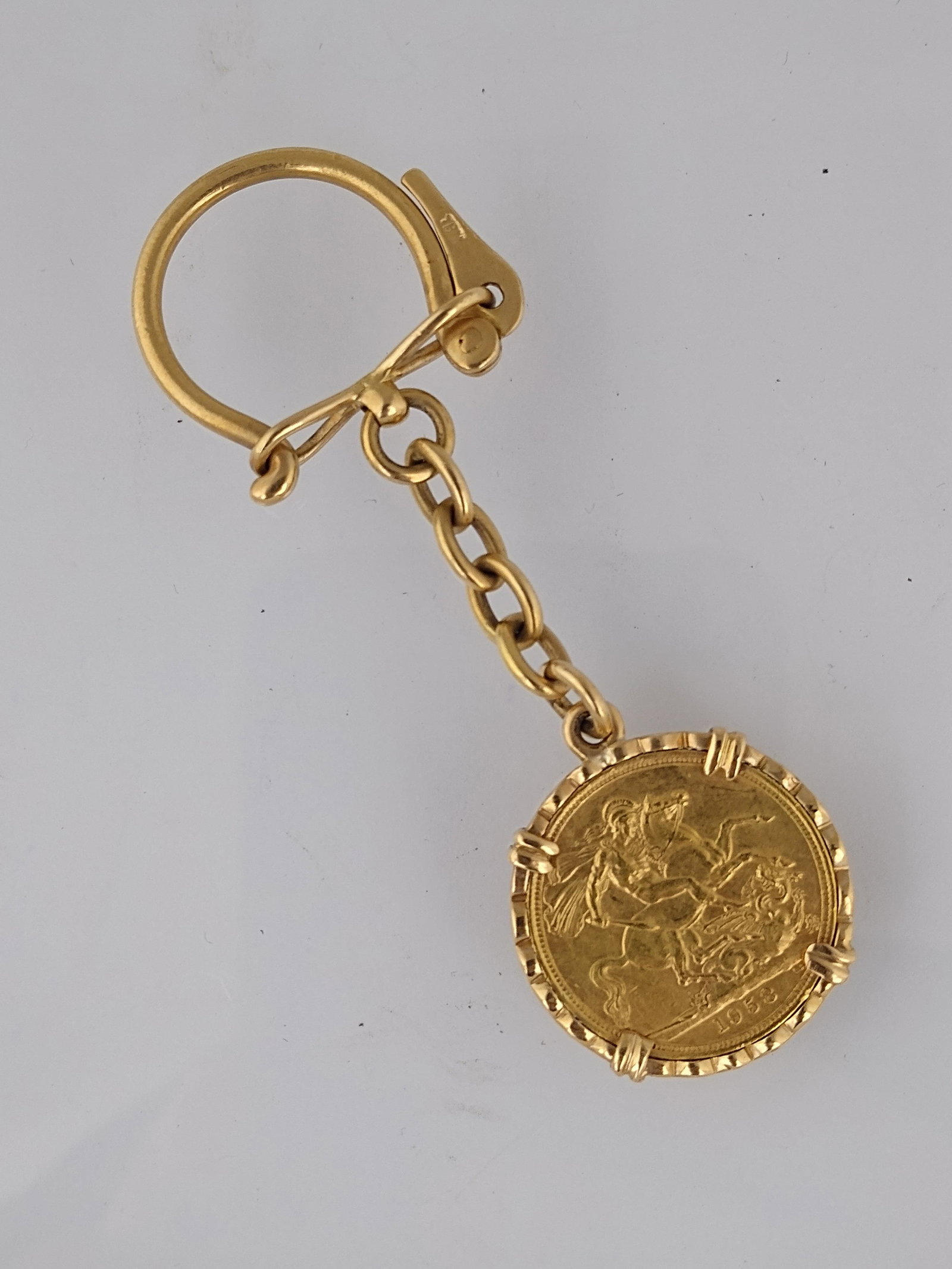 18 K yellow gold keychain (1 of 2)