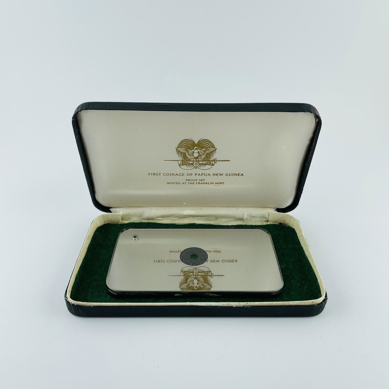 US army survival mirror: Survival mirror of the US Army model Mark 3 Type II. 12.8 x 7.8 cm.Espejo de sobrevivencia del ejército estadounidense modelo Mark 3 Type II. 12.8 x 7.8 cm.