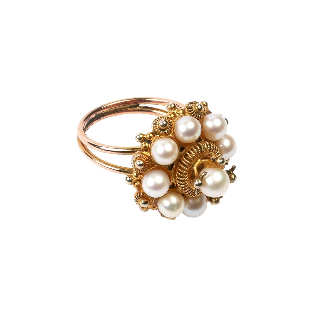 Ring in gold with cultured pearls (1 of 1)