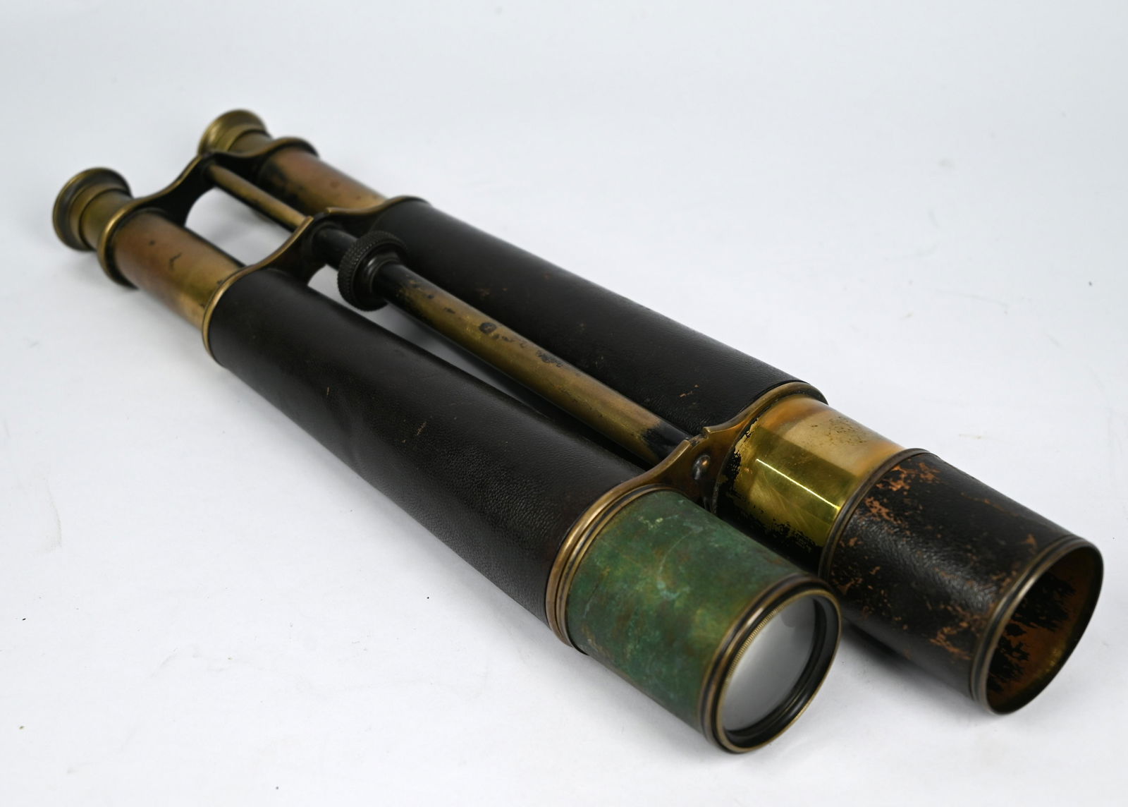 A pair of Victorian brass binoculars with leather (1 of 4)