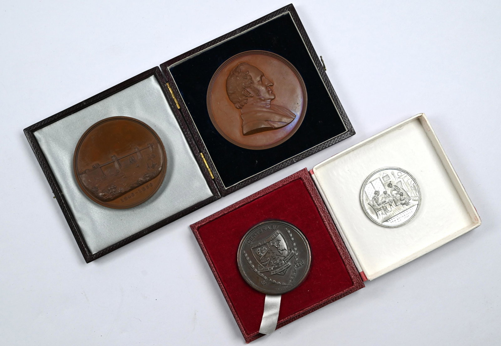 Commemorative medallions (1 of 3)