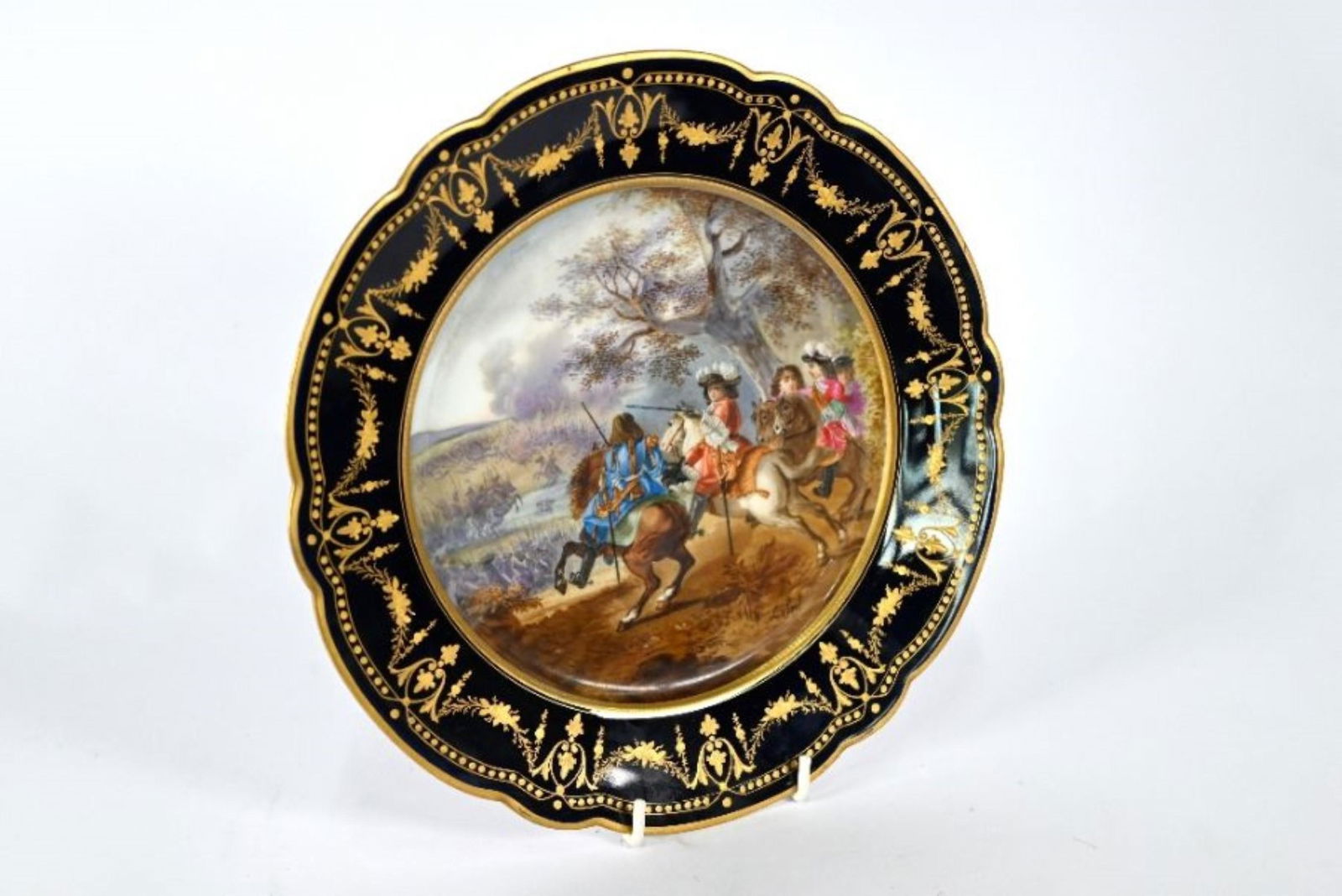 A Sevres porcelain cabinet plate (1 of 13)
