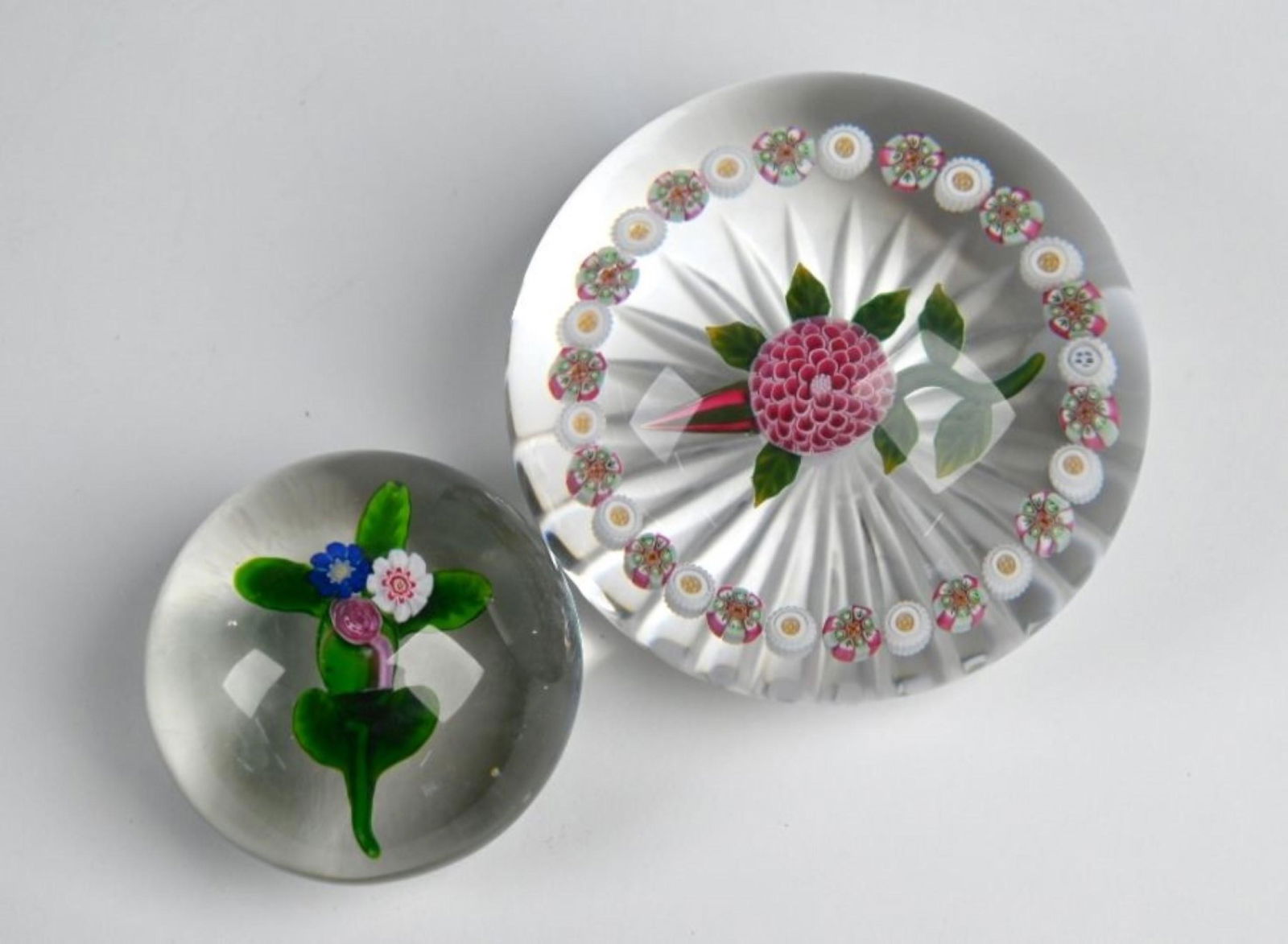 A ltd ed Baccarat glass floral specimen paperweight (1 of 3)