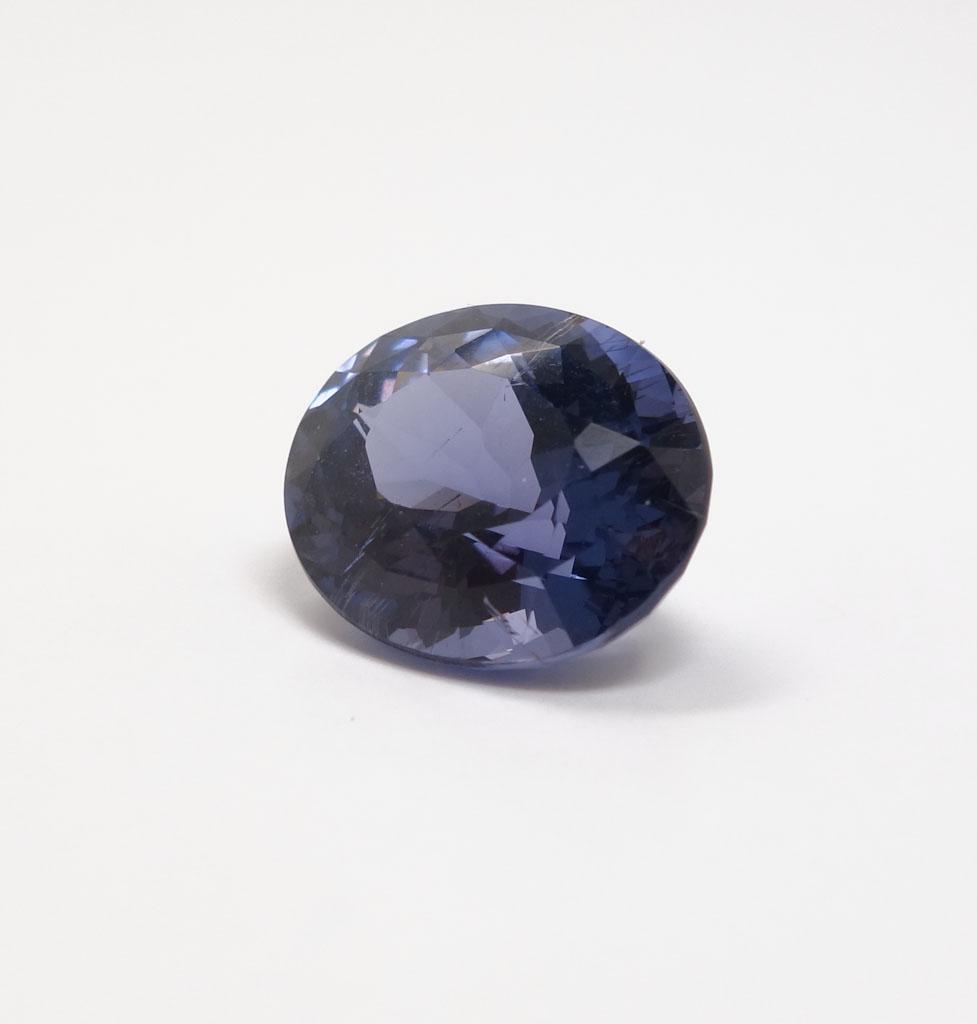 8.38ct Ceylon Purple Spinel Oval: Clarity: VS Type II, Color: V6/2-Medium dark slightly grayish violet. Appraised for $4500 in 2003 13.25 x 11.15 x 8.05 mm