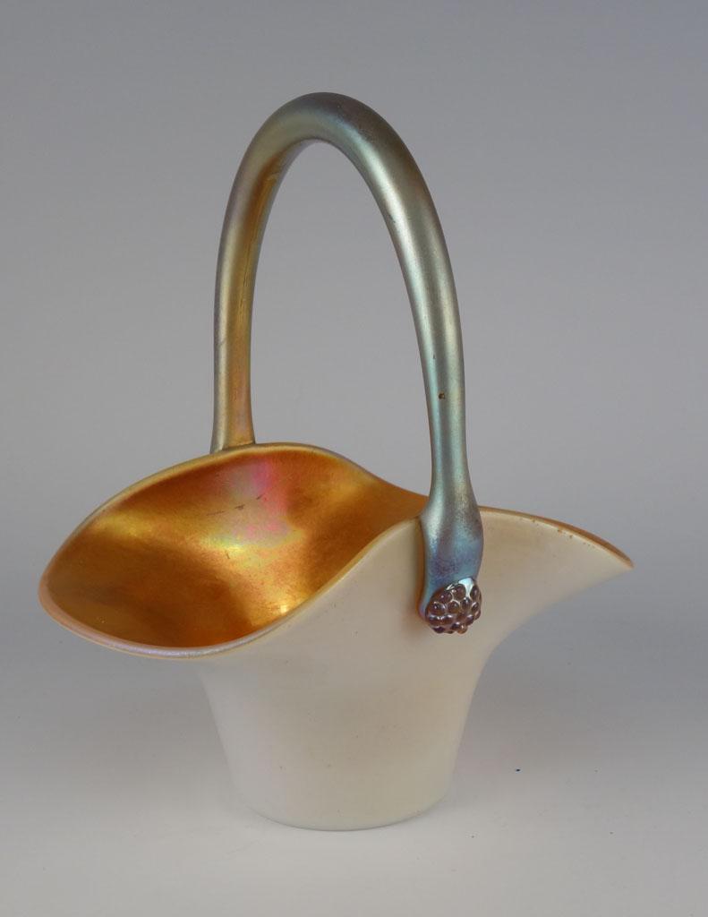 Steuben Aurene Calcite Blue Basket Form 1454: Steuben Aurene Calcite Blue Basket heat check flaw at one handle Form 1454 7 3/4in