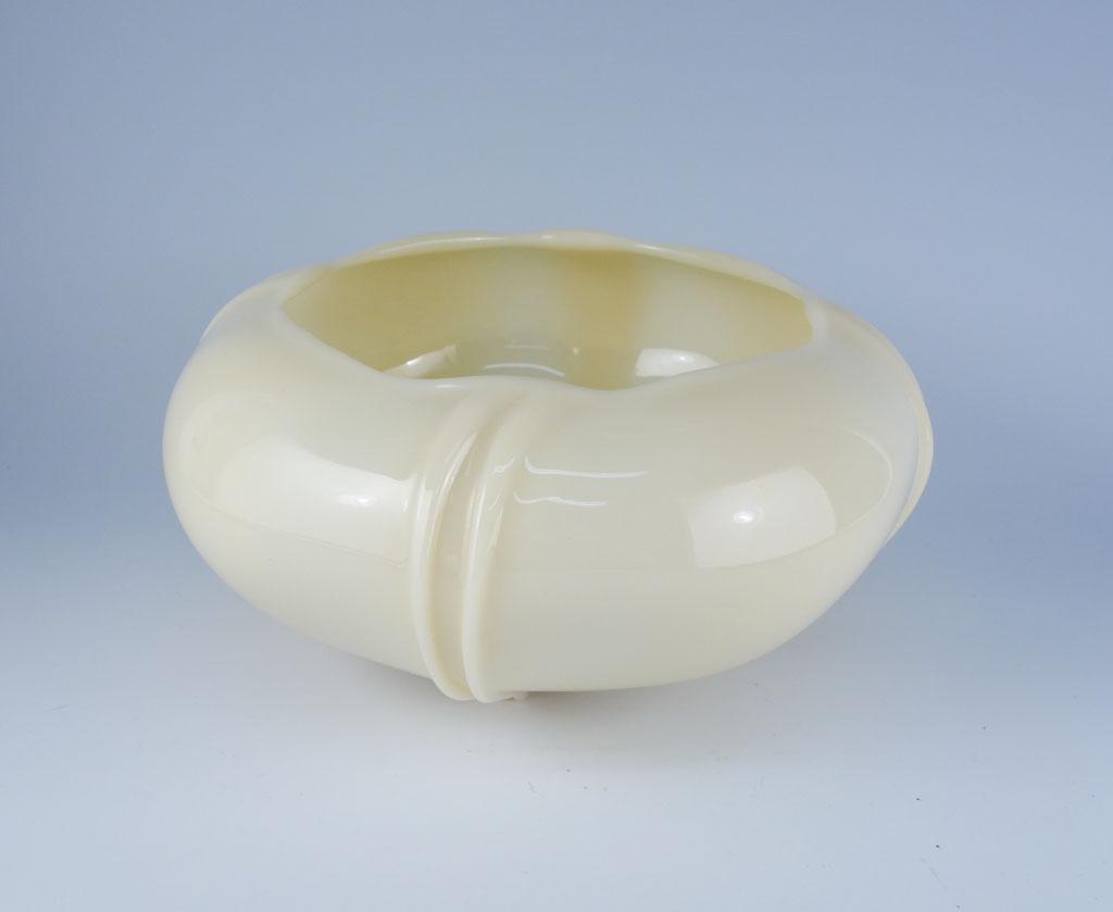 Steuben Ivory Ribbed Console Bowl Form 7337: Steuben Ivory Ribbed Console Bowl Form 7337 10in