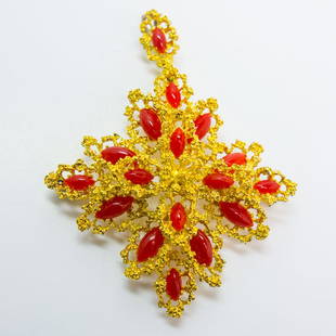 Italian 18K Gold Filigree Red Coral Pendant Brooch: Vintage Italian filigree pendant brooch rendered in 18K gold. Set with red coral cabochons. It measures 2 1/2 x 2" and weighs 11.3dwt. The coral ranges from 5.4 x 2mm to 7.6 x 3mm.