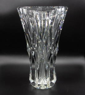 Baccarat France Monumental Modern Design Crystal Vase: This is a modern design crystal vase from Baccarat of France. It measures 14 3/4" tall x 8 1/2" in diameter.