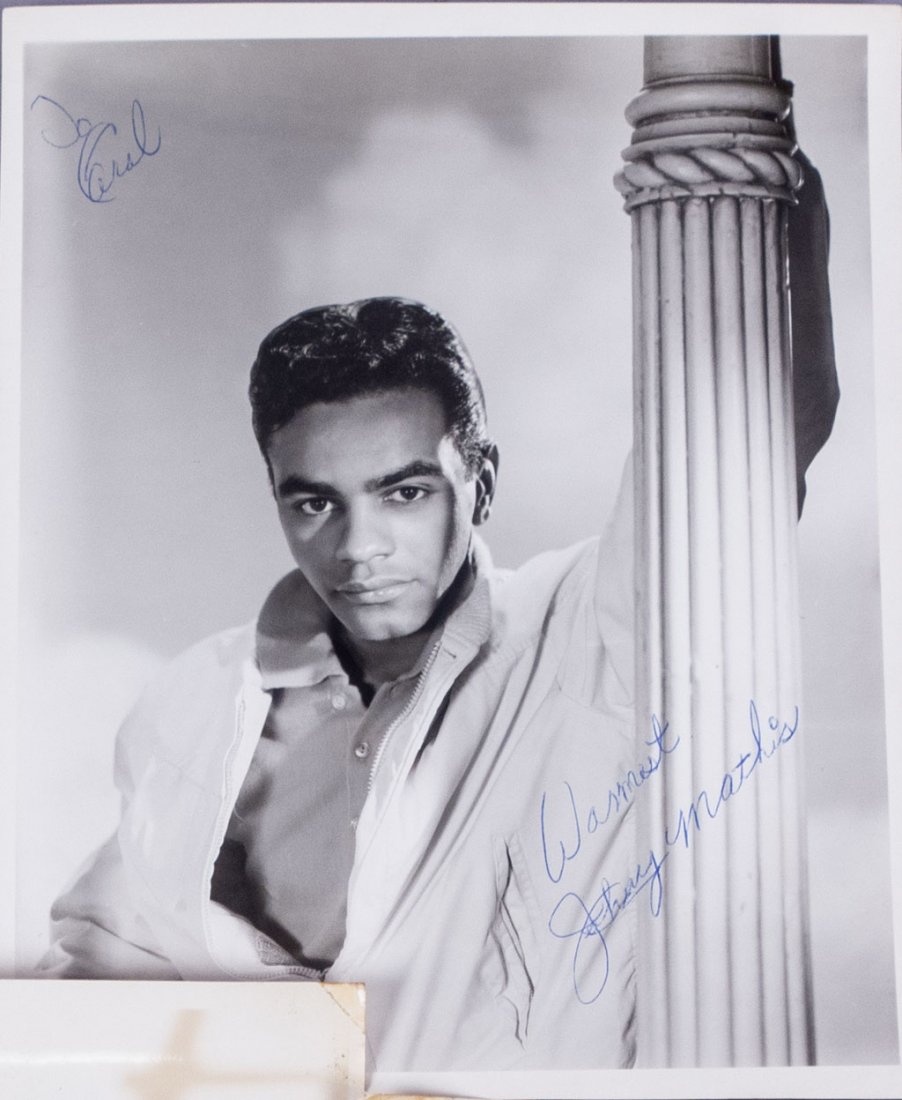 Lot 8 Autograph Signed Photos incl Johnny Mathis: A lot of seven autographed photos and an autographed drawing. The lot contains autographed photos of singer Johnny Mathis, actress Ida Lupino, American singer Perry Como, country and bluegrass perform