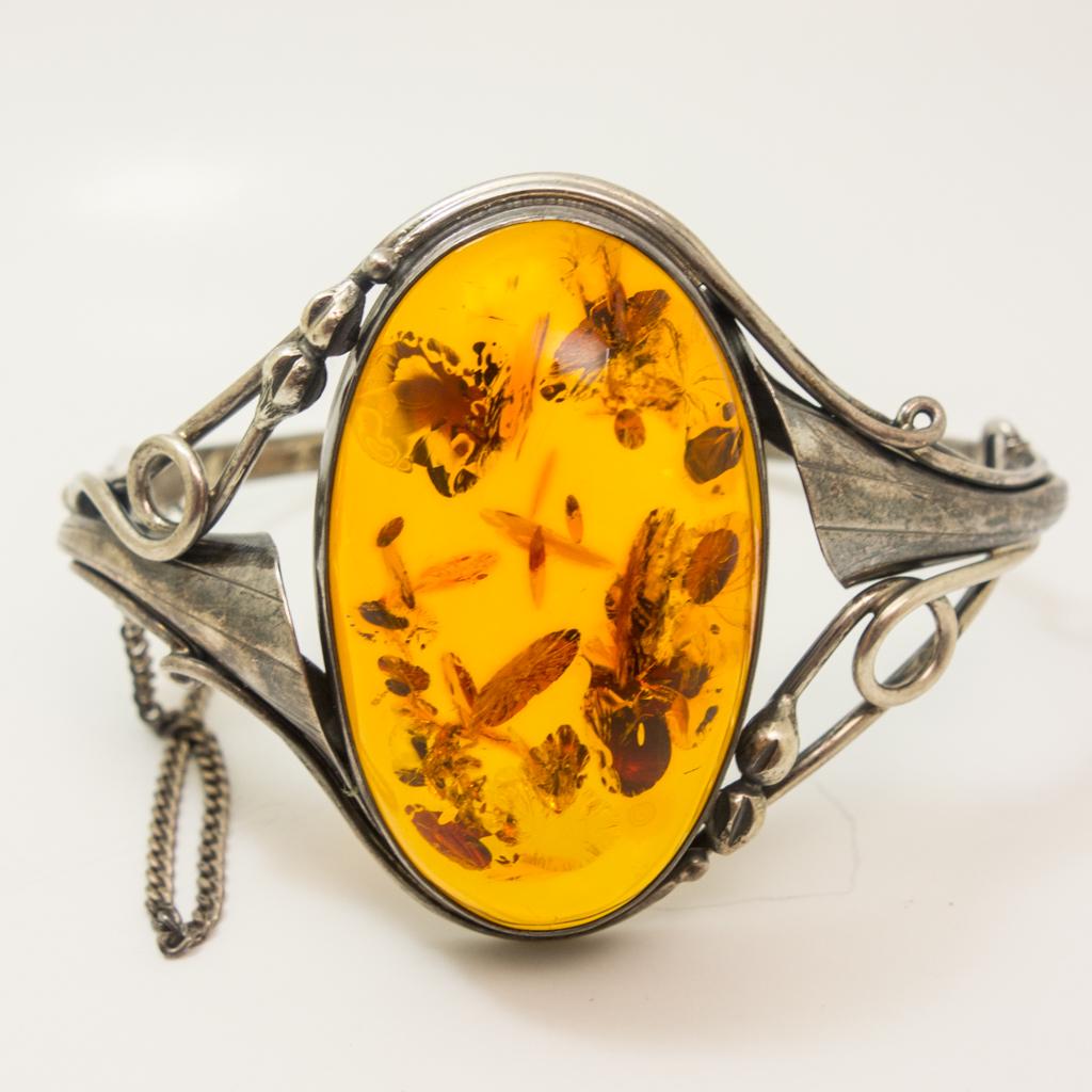 Vintage Hinged Bracelet in Silver and Baltic Amber (1 of 3)