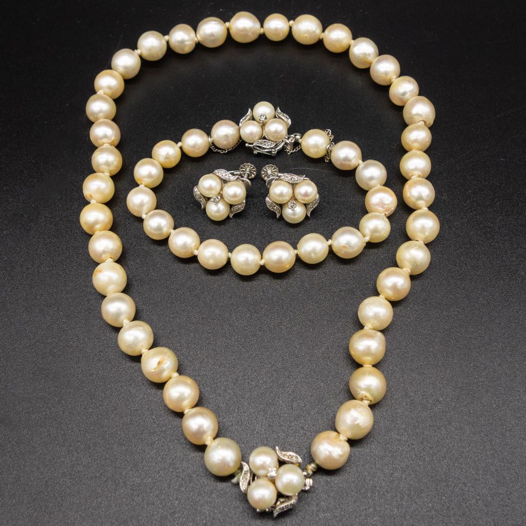 14K Gold Pearl Diamond Bracelet Earrings Necklace Set (1 of 8)