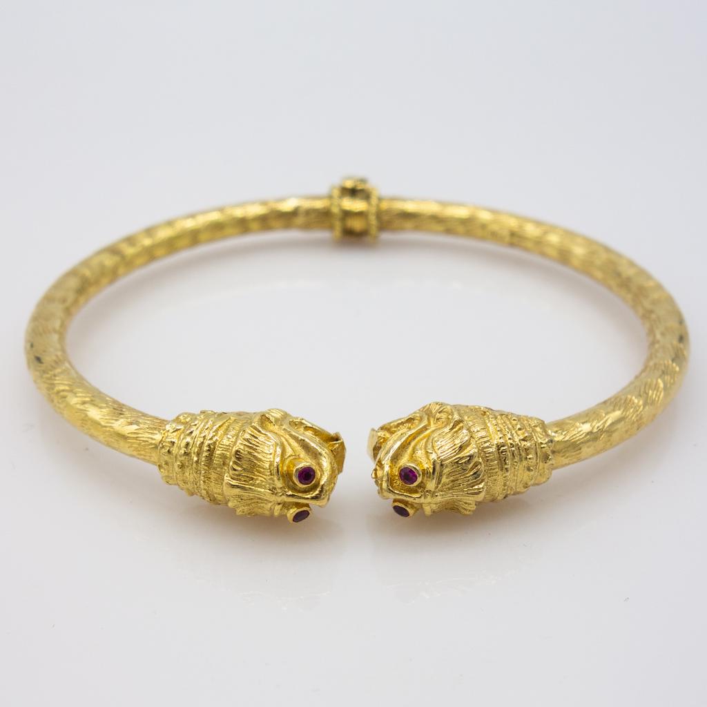 Double Lion Head Hinged Bracelet in 18K Gold and Ruby (1 of 4)