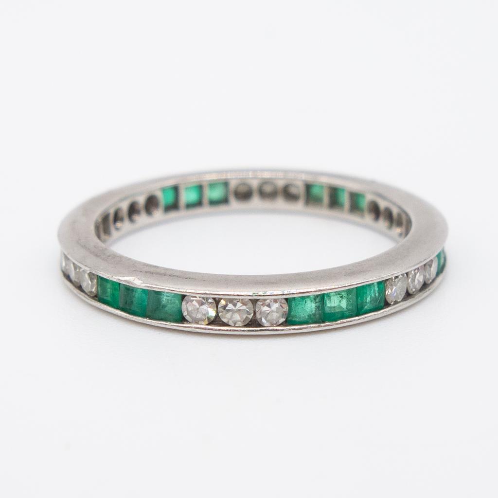 Platinum Diamond Emerald Ring Band Size 4.75 (1 of 2)