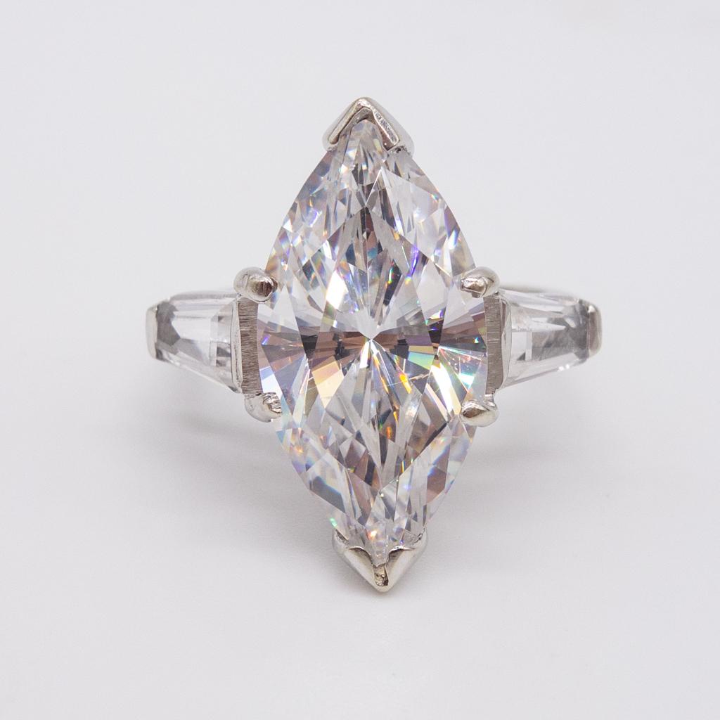 14K White Gold White Sapphire Marquise Ladies Ring (1 of 5)