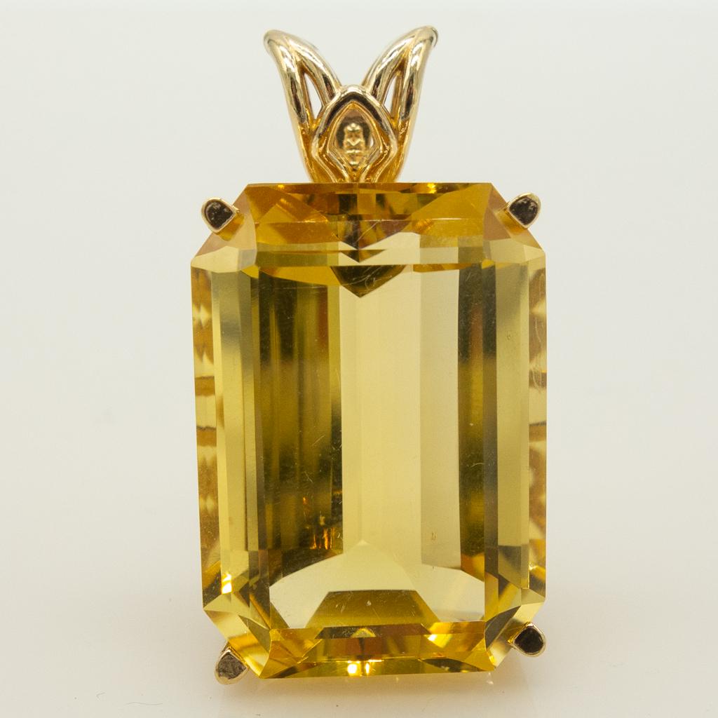 Pendant with Citrine in 14K Yellow Gold (1 of 3)