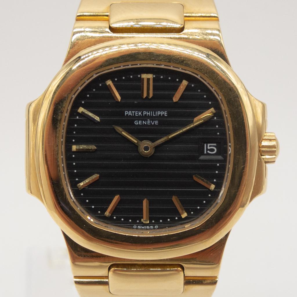 Patek Philippe Ladies Nautilus 4700 in 18K Gold (1 of 5)