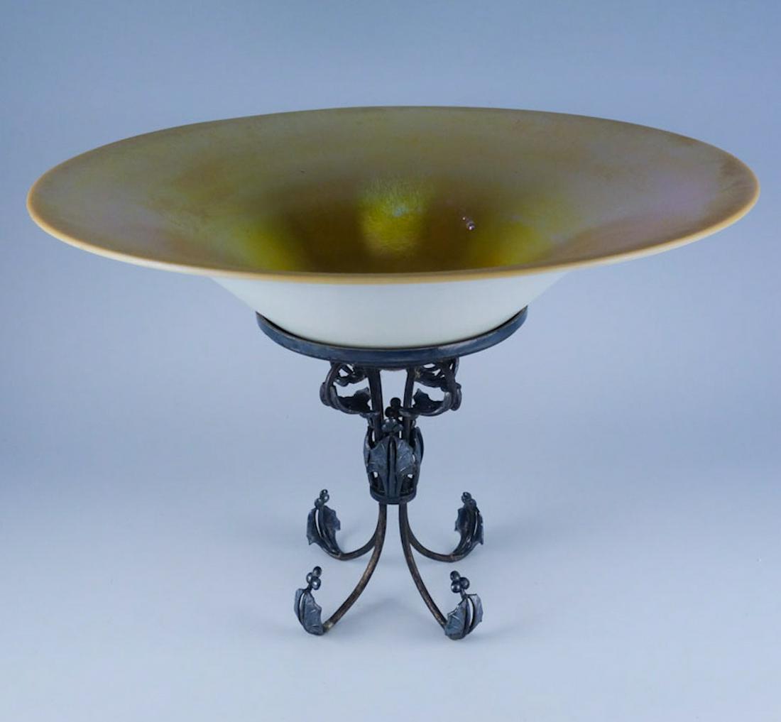 Steuben Aurene Calcity Bowl w Wrought Pedestal (1 of 4)