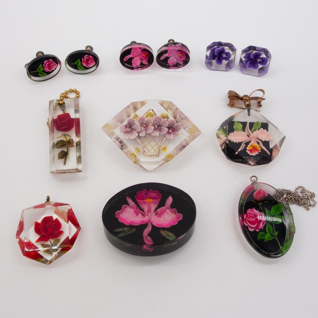 Mid Century Reverse Carved Lucite Flower Jewelry (1 of 2)