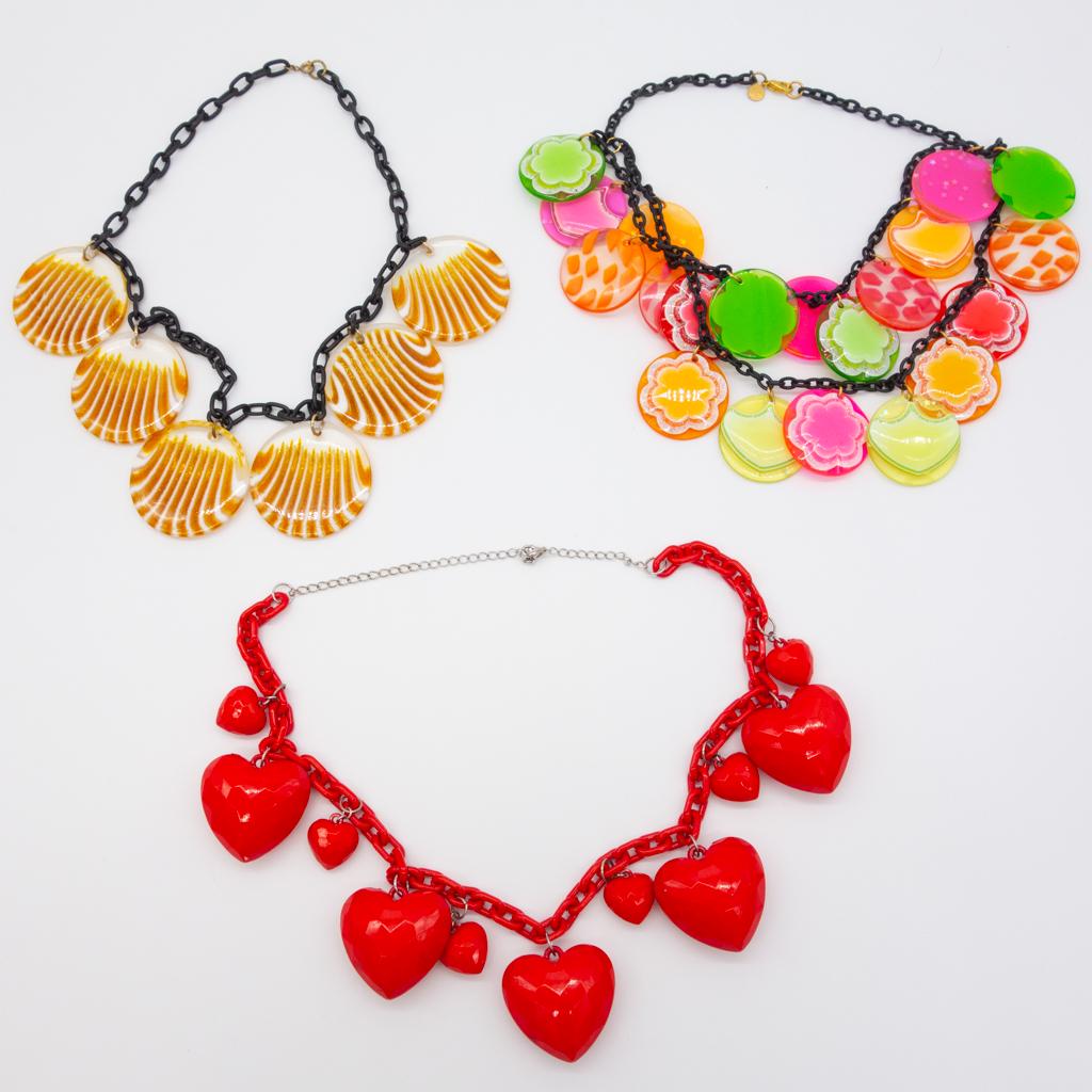 Mid Century Vintage Plastic Necklaces incl Hearts (1 of 1)