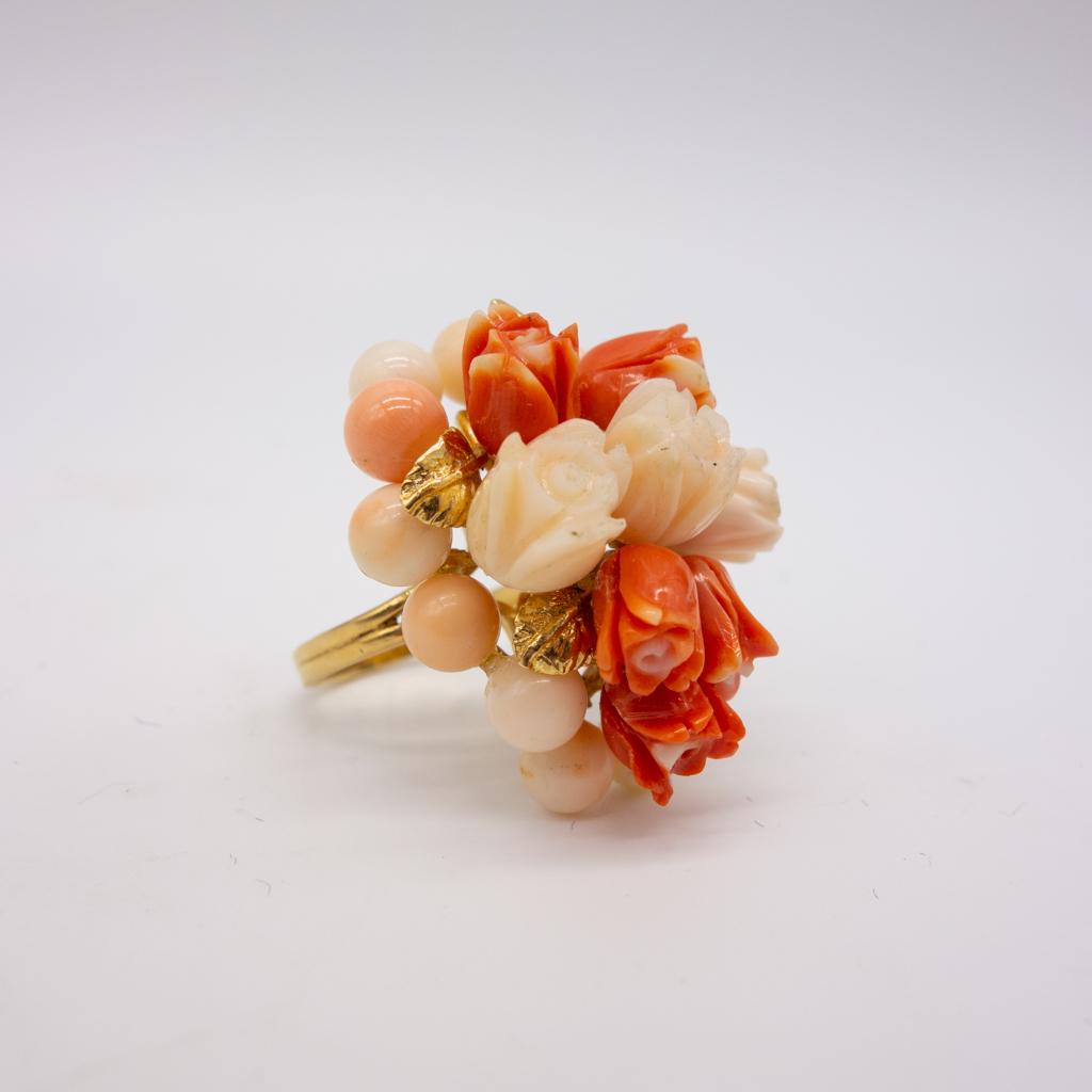 Vintage 14K Gold Carved Angel Skin Pink Coral Rose Ring (1 of 2)