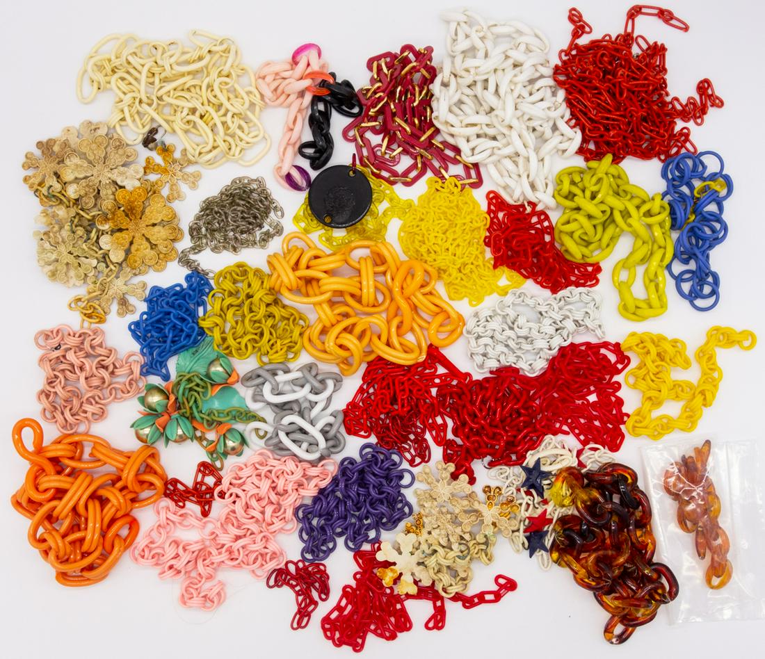 Lot Colorful Vintage Plastic Chains for Jewelry Crafts (1 of 1)