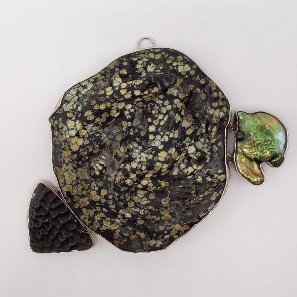 Amy Kahn Russell 925 Carved Mineral Lizard Pendant (1 of 3)