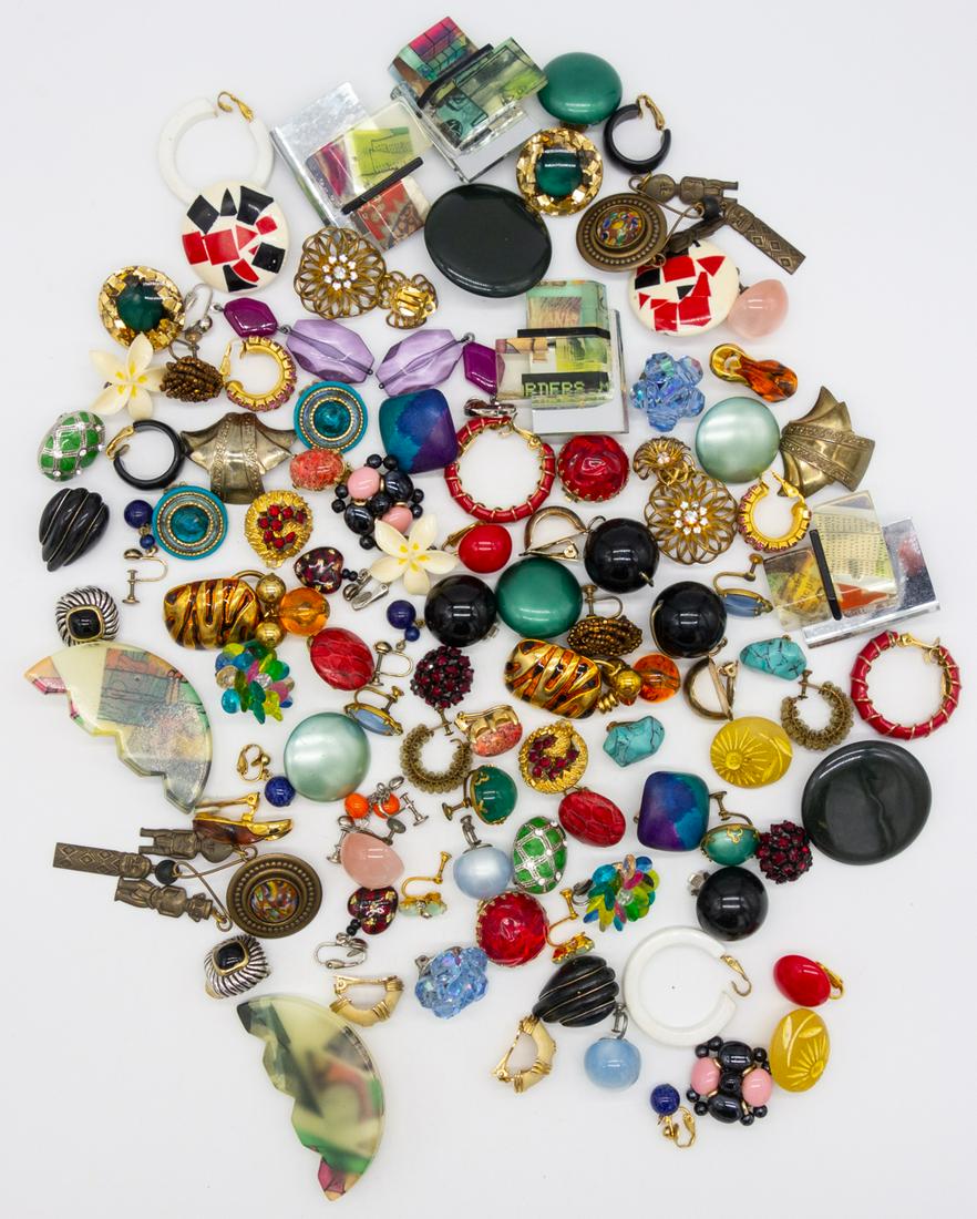 Vintage Lot 50 Pairs Earrings incl IDEA Studio, Dangle (1 of 2)