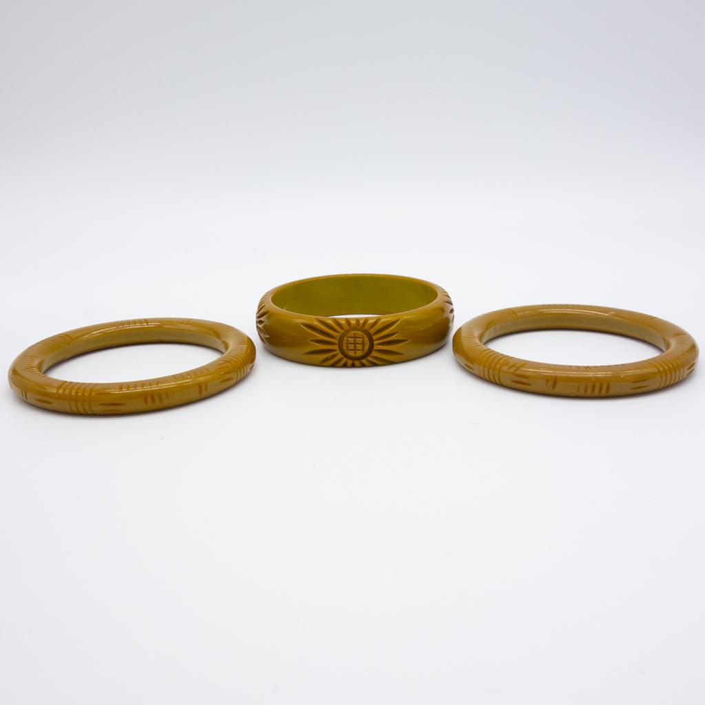 Vintage Lot of 3 Carved Bakelite Bangle Bracelets (1 of 1)