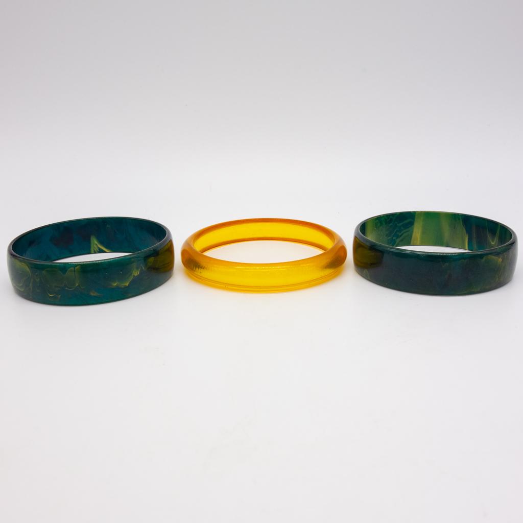 Vintage Lot of 3 Bakelite Bracelets incl Translucent (1 of 1)