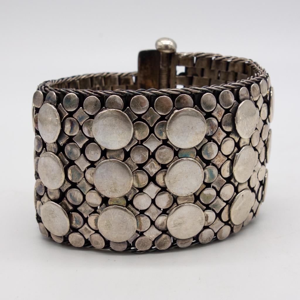 Vintage Sterling Silver Wide Mesh Bracelet (1 of 2)