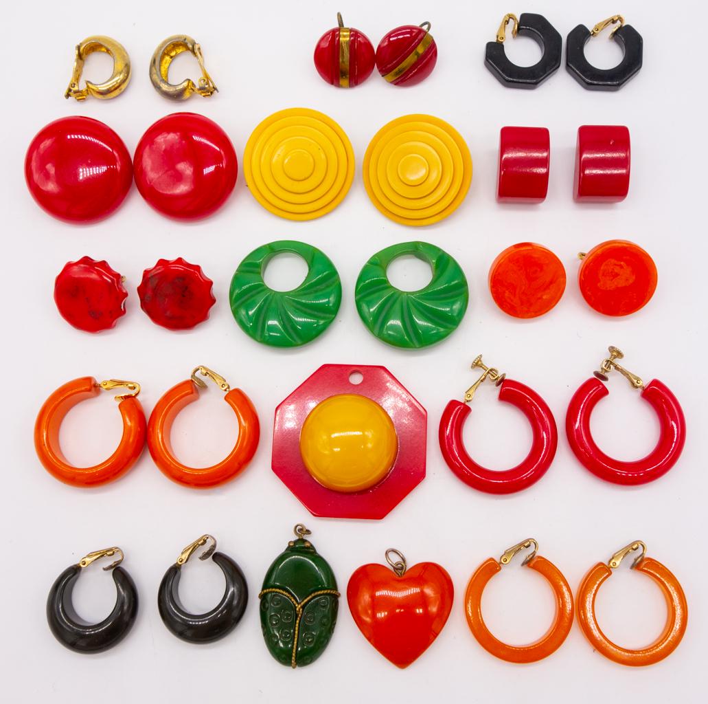 Vintage Lot Bakelite Earrings, Pendants and Brooches (1 of 1)