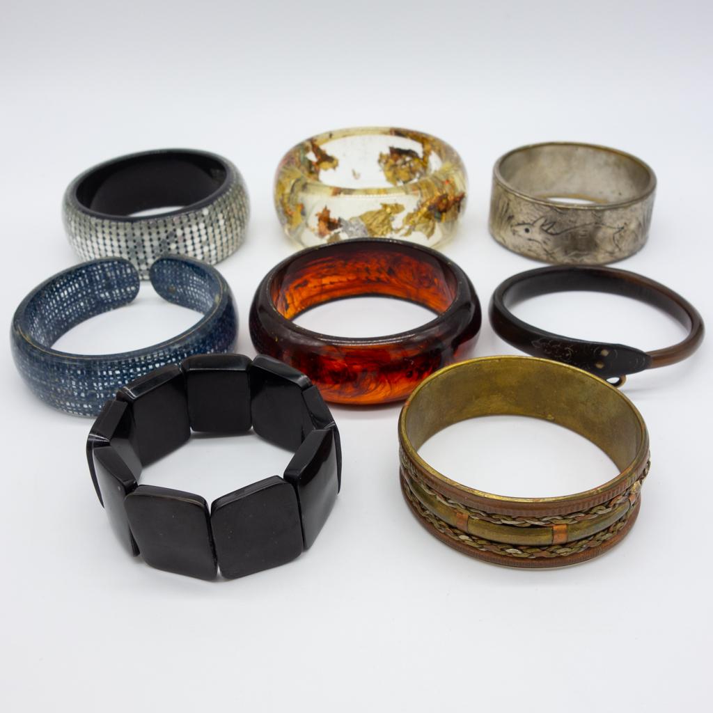Vintage Lot 8 Bracelets incl Lucite, Carved Horn Snake (1 of 3)