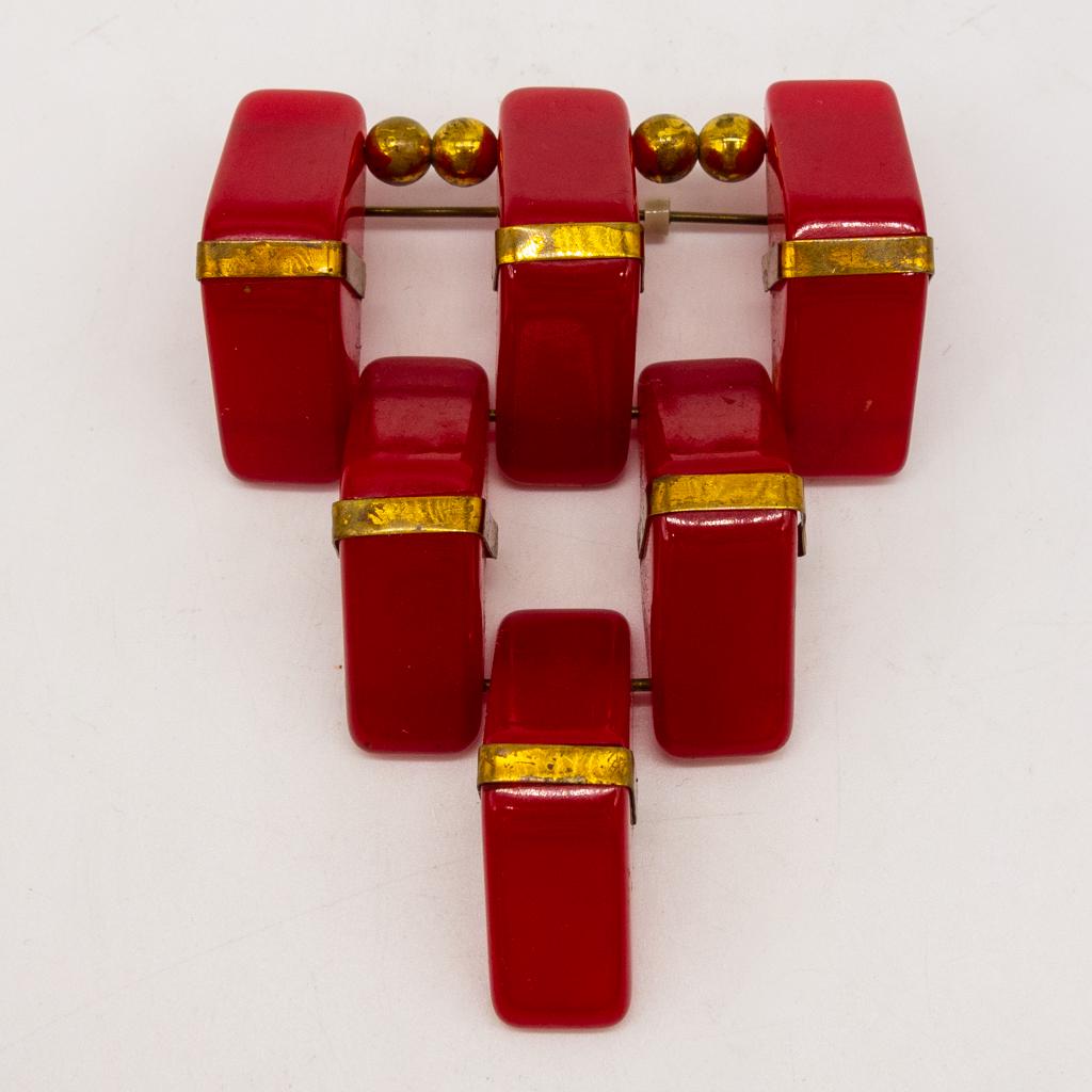 Vintage Art Deco Red Cherry Bakelite Cascade Brooch (1 of 2)