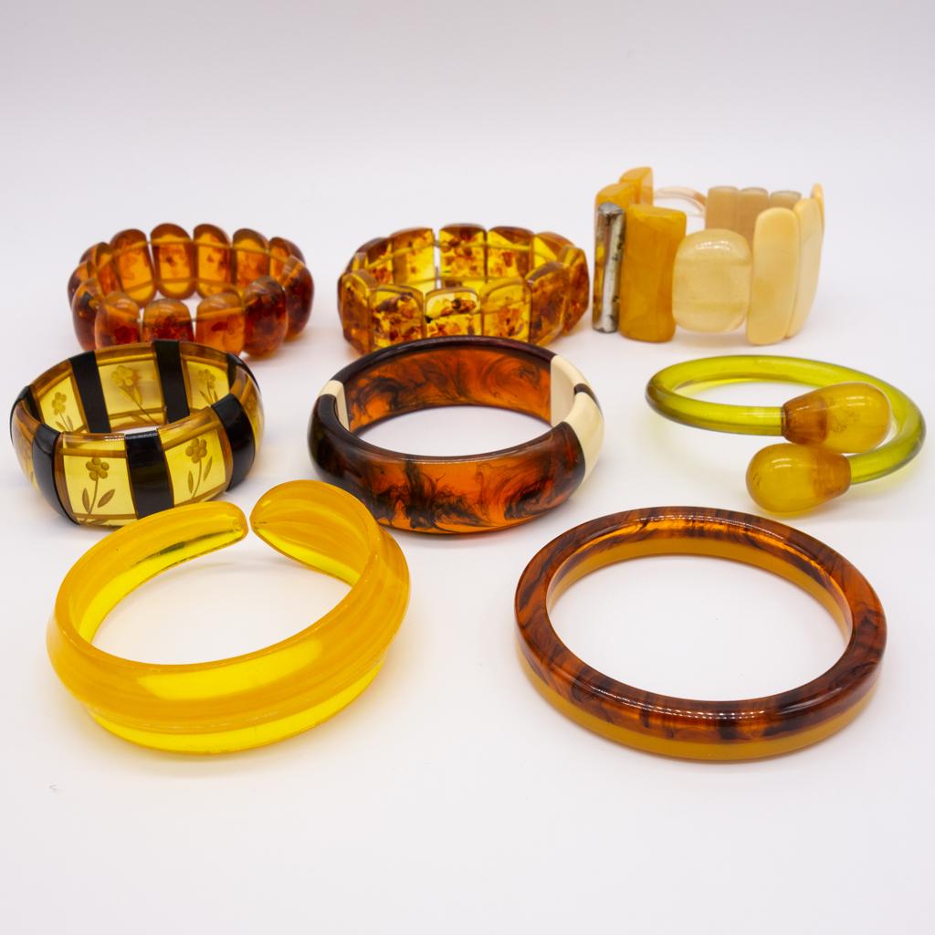 Lot 8 Vintage Mid Century Bracelets incl Reverse Carved (1 of 1)