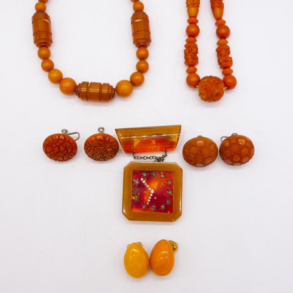 Vintage Lot 6 Ladies Faux Amber Jewelry incl Earrings (1 of 1)