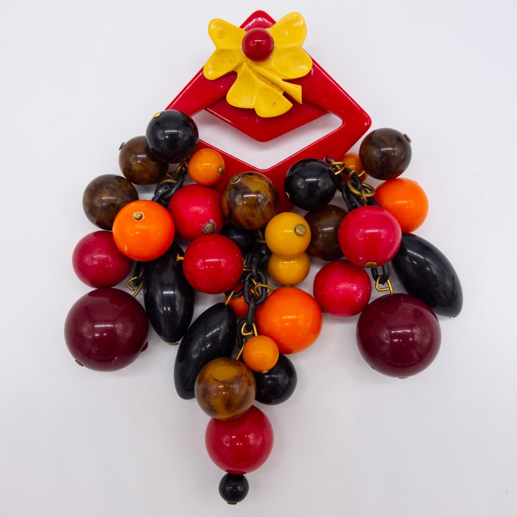 Vintage Bakelite and Plastic Dangle Bead Brooch (1 of 2)