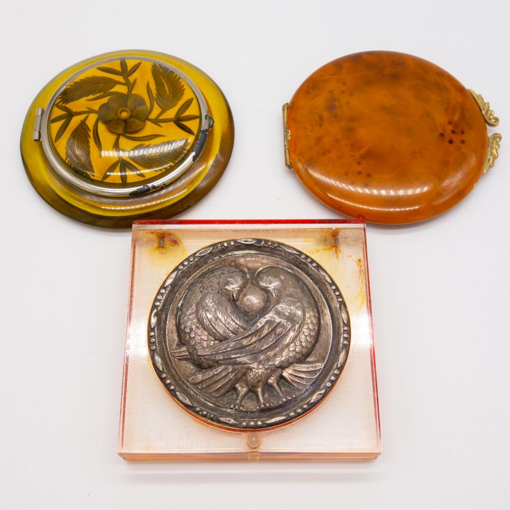 Vintage Lot of 3 Compacts incl Sterling and Lucite (1 of 2)