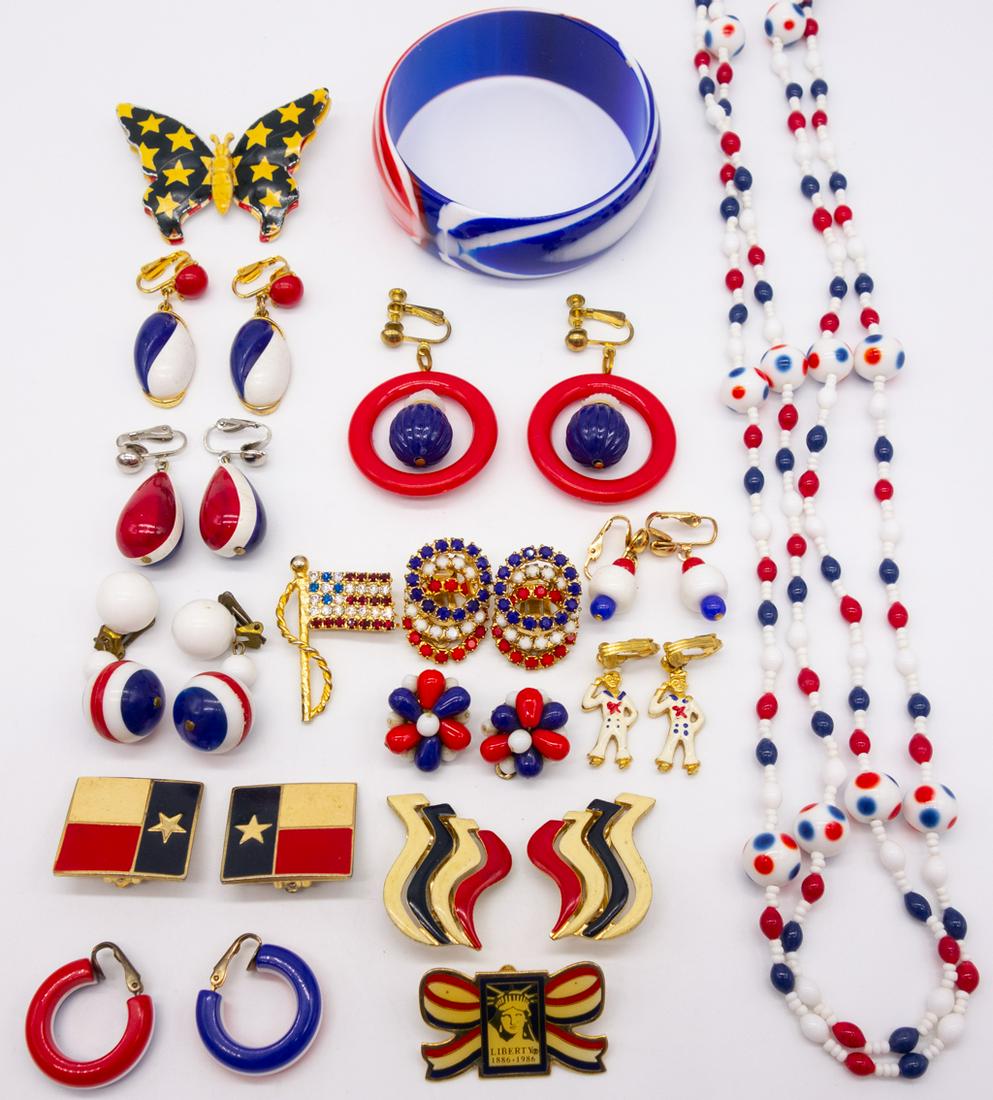 Vintage Lot USA Patriotic Jewelry incl Alice Caviness: This is a vintage lot of red, white, and blue USA patriotic themed jewelry including a pair of jeweled triple ring earrings from American designer Alice Caviness. The interior circumference of the bra