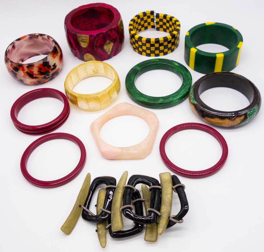 Vintage Lot Ladies Acrylic, Wood, Enamel Bracelets (1 of 2)