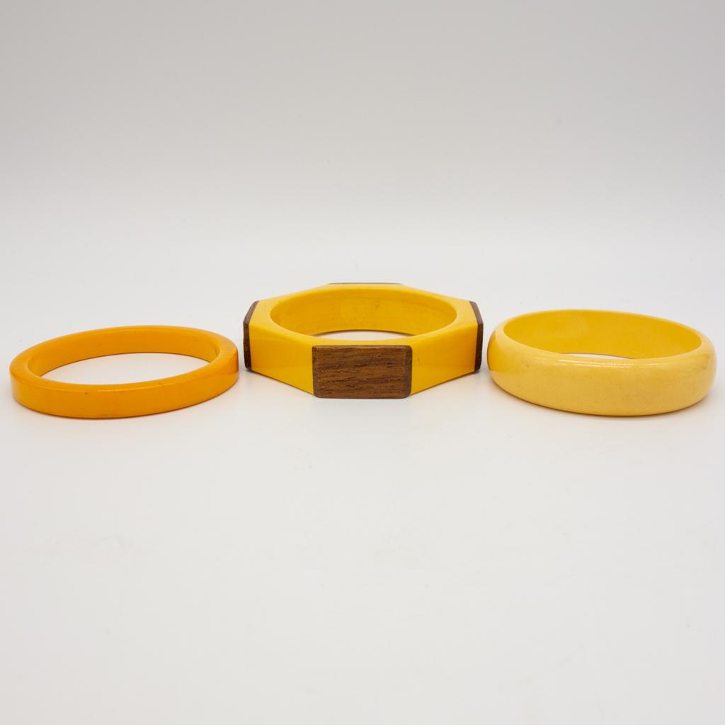 Vintage Lot of 3 Bakelite Bracelets incl Laminated (1 of 1)